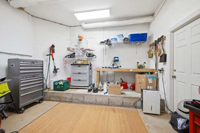 18 Annandale, Nashville, TN 37215