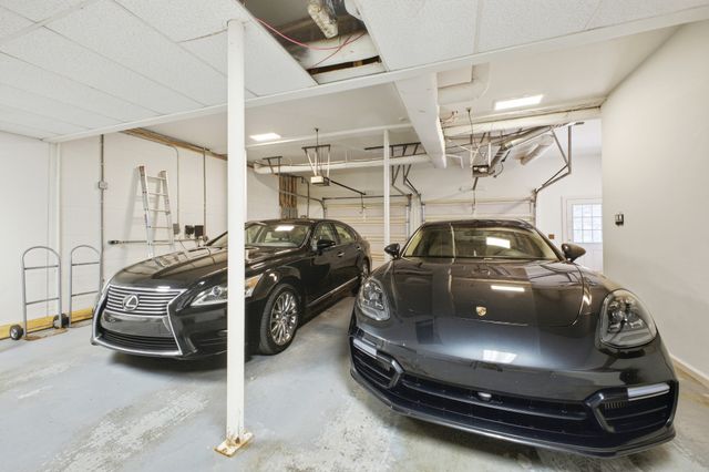 18 Annandale, Nashville, TN 37215