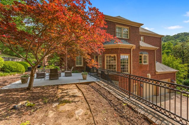 18 Annandale, Nashville, TN 37215