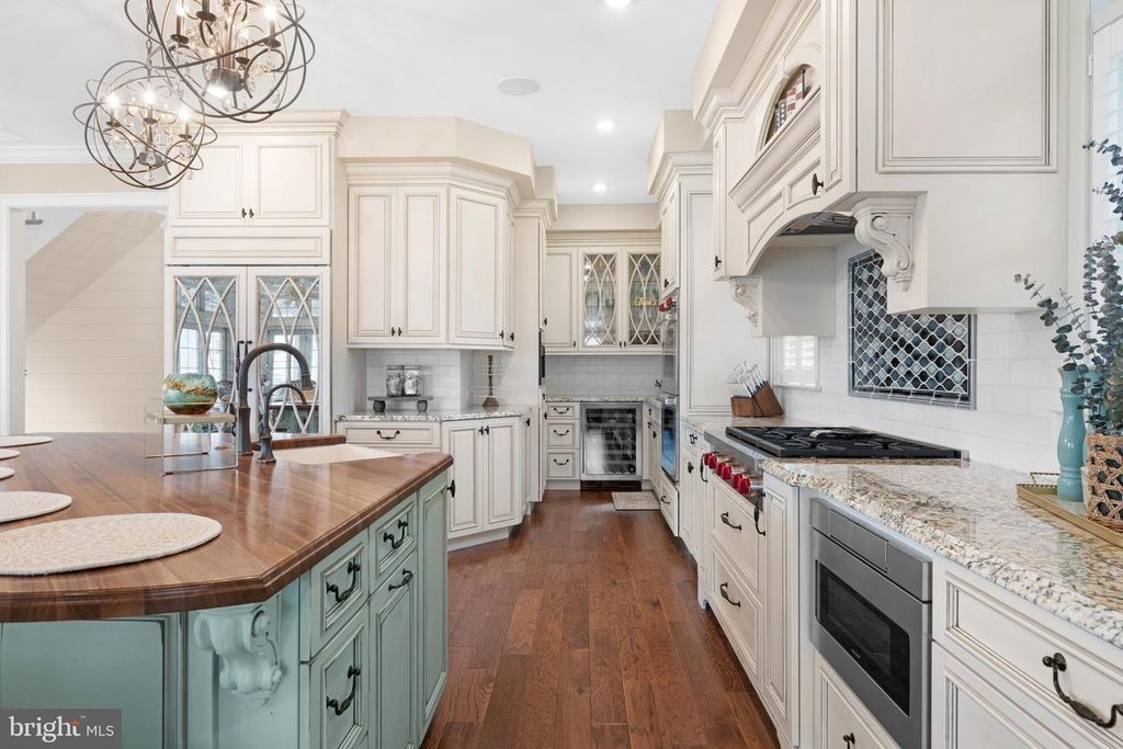Image 20 of property listing at 2436 WESLEY AVE, Ocean City, NJ 08226