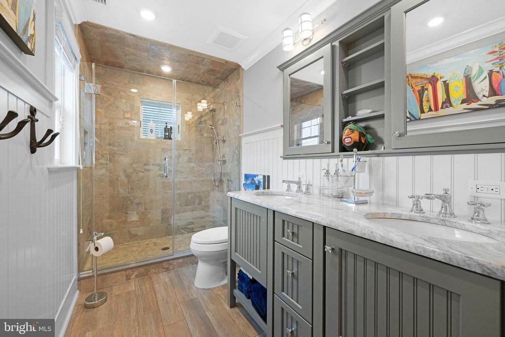 Image 35 of property listing at 2436 WESLEY AVE, Ocean City, NJ 08226