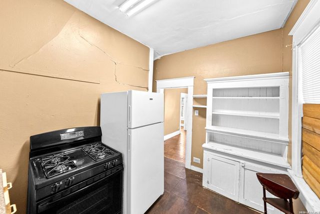 124 E Ashby Pl, San Antonio, TX 78212