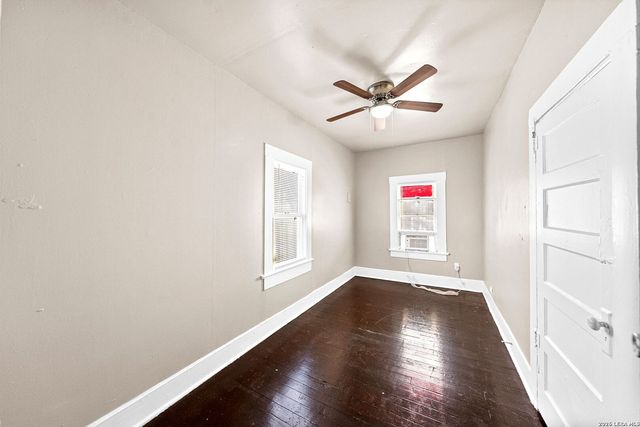 124 E Ashby Pl, San Antonio, TX 78212