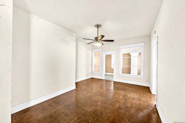 124 E Ashby Pl, San Antonio, TX 78212