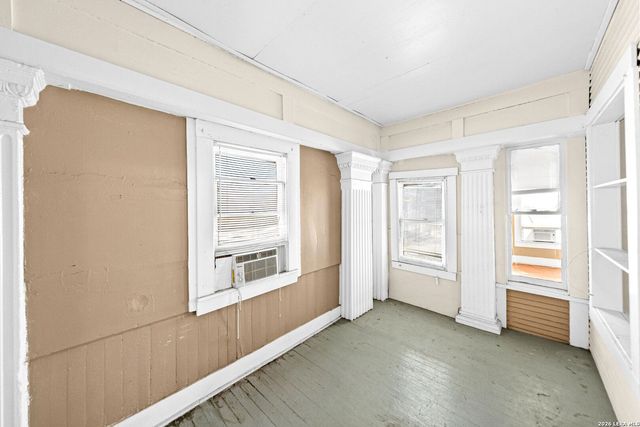 124 E Ashby Pl, San Antonio, TX 78212