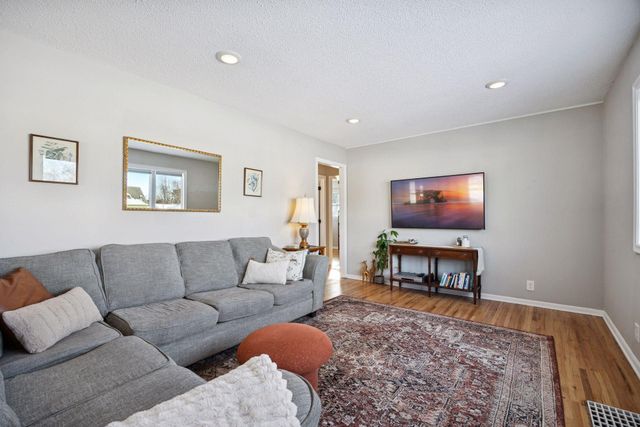 3401 Aquila Avenue S, Saint Louis Park, MN 55426