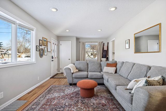 3401 Aquila Avenue S, Saint Louis Park, MN 55426