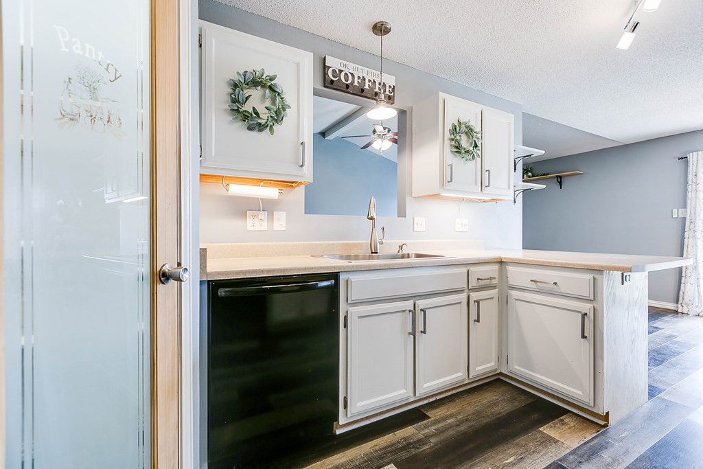Image 15 of property listing at 1221 Elmo Lane, San Angelo, TX 76905