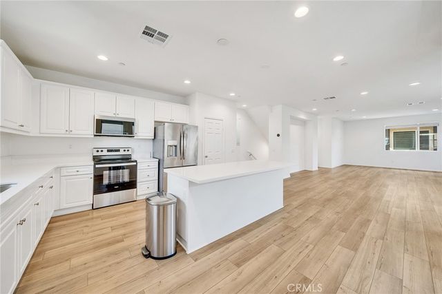 911 E 3rd, Santa Ana, CA 92701