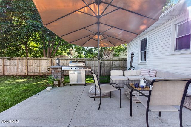 28 Smith Avenue, Colonie, NY 12205