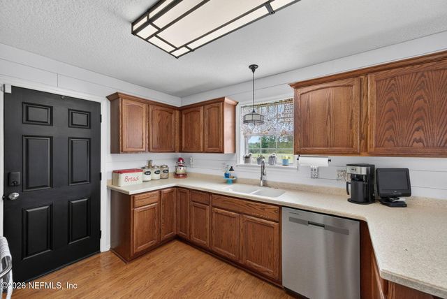 11569 COWPEN Road, Sanderson, FL 32087