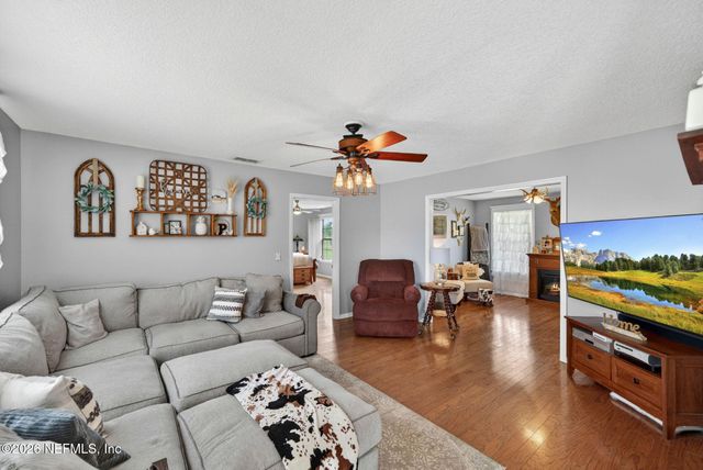 11569 COWPEN Road, Sanderson, FL 32087