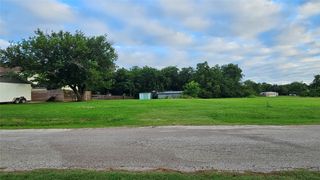 116 E Cooper Street, Pilot Point, TX 76258