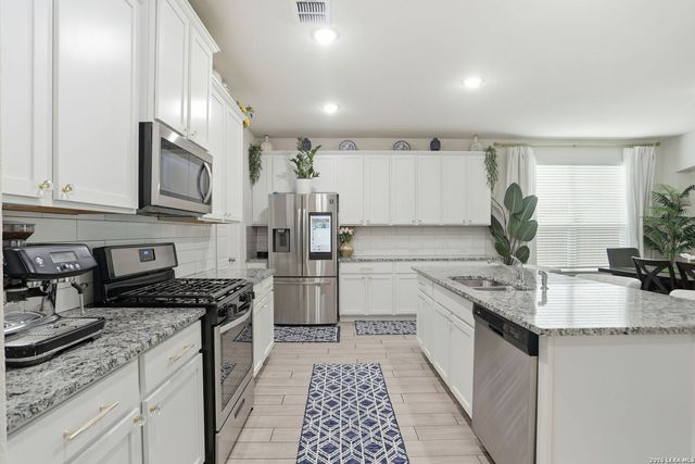 3436 Iron Cyn, Bulverde, TX 78163