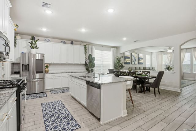 3436 Iron Cyn, Bulverde, TX 78163