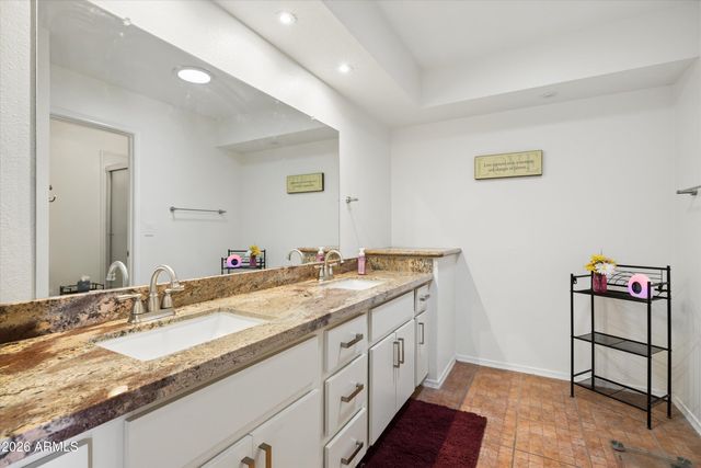 26406 S JARDIN Drive, Sun Lakes, AZ 85248