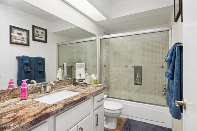 26406 S JARDIN Drive, Sun Lakes, AZ 85248