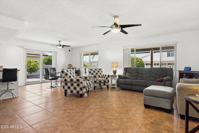 26406 S JARDIN Drive, Sun Lakes, AZ 85248