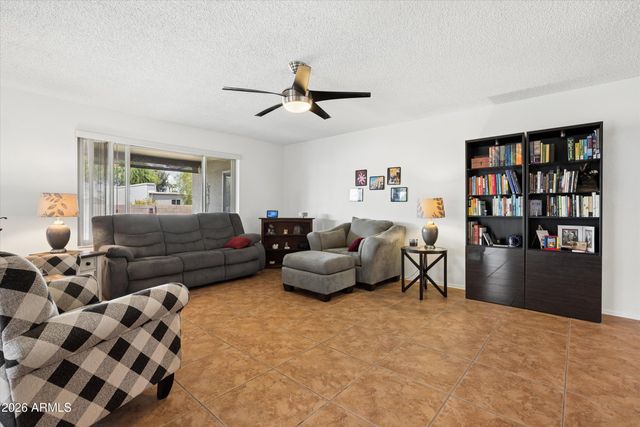 26406 S JARDIN Drive, Sun Lakes, AZ 85248