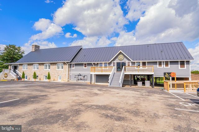 540 HOGAN DR, Martinsburg, WV 25405