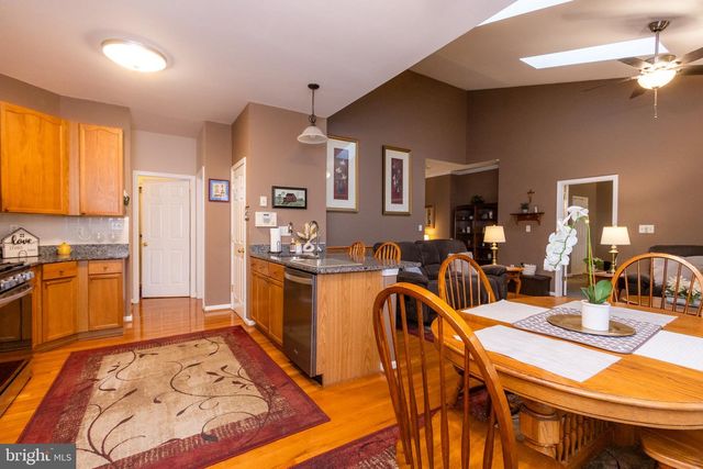 540 HOGAN DR, Martinsburg, WV 25405
