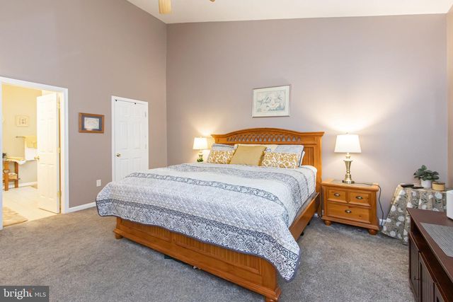540 HOGAN DR, Martinsburg, WV 25405