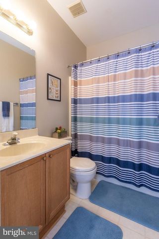 540 HOGAN DR, Martinsburg, WV 25405