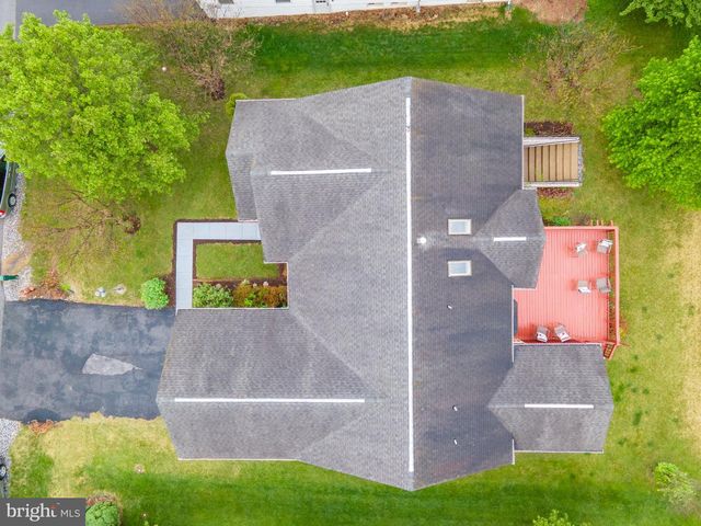 540 HOGAN DR, Martinsburg, WV 25405