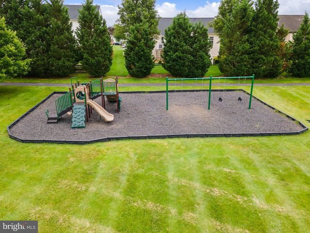 540 HOGAN DR, Martinsburg, WV 25405