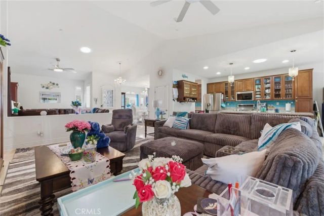 226 Hampton Drive, Santa Maria, CA 93454