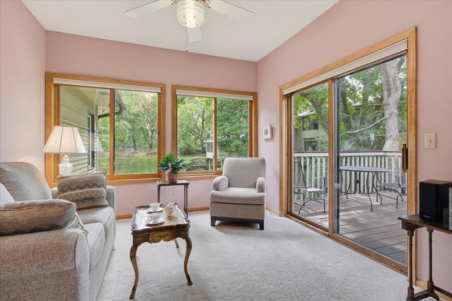 1900 Victoria Road S J, Mendota Heights, MN 55118