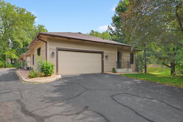 1900 Victoria Road S J, Mendota Heights, MN 55118