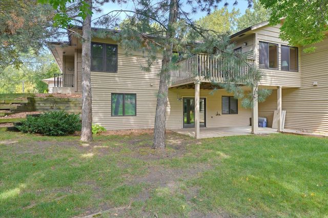 1900 Victoria Road S J, Mendota Heights, MN 55118