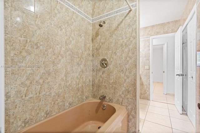 14760 Lewis Rd 14760, Miami Lakes, FL 33014