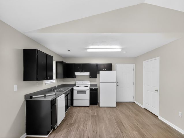 1872 Tamara Way, Spartanburg, SC 29301