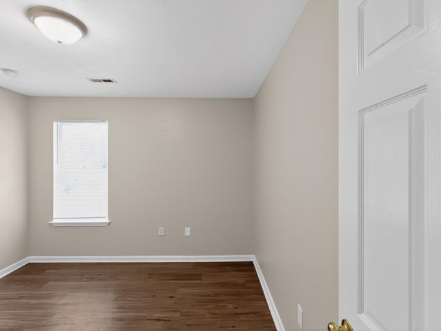 1872 Tamara Way, Spartanburg, SC 29301