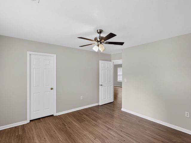 1872 Tamara Way, Spartanburg, SC 29301