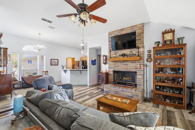 11649 Mitchell Circle, Ponder, TX 76259