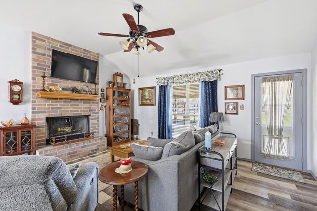 11649 Mitchell Circle, Ponder, TX 76259