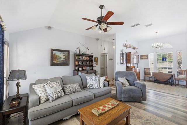 11649 Mitchell Circle, Ponder, TX 76259