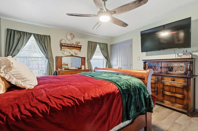 11649 Mitchell Circle, Ponder, TX 76259