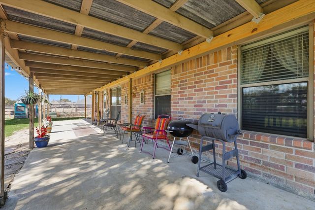 11649 Mitchell Circle, Ponder, TX 76259