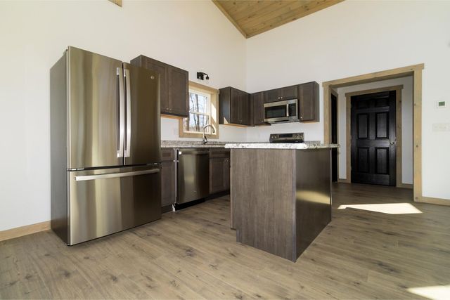 134 Holler Top Road, Campton, KY 41301