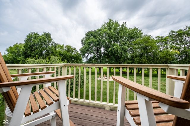 2584 E Fairway Village Drive, Greenfield, IN 46140
