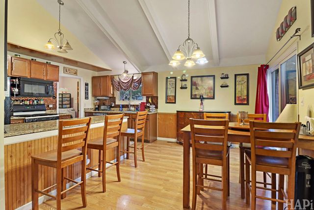 214 Augusta Drive, Mchenry, IL 60050