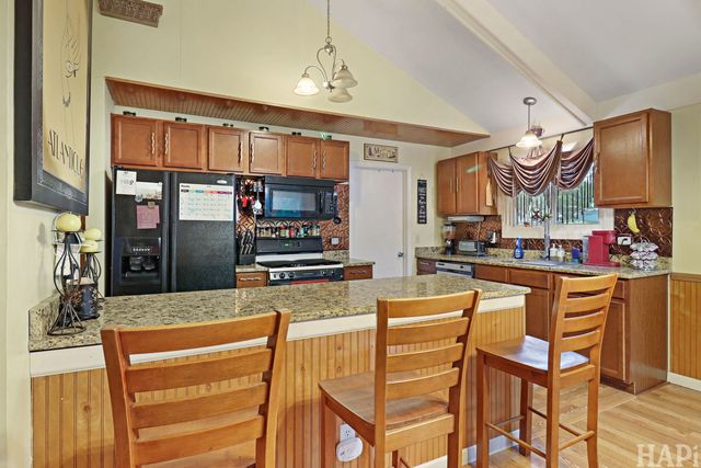 214 Augusta Drive, Mchenry, IL 60050