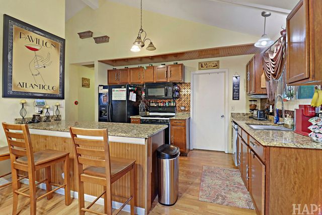 214 Augusta Drive, Mchenry, IL 60050