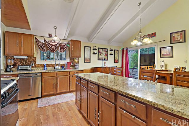 214 Augusta Drive, Mchenry, IL 60050