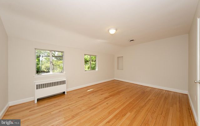 1421 21ST ST S, Arlington, VA 22202