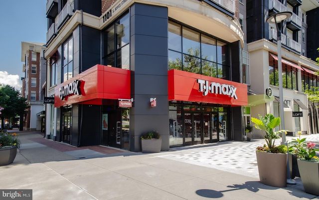 1421 21ST ST S, Arlington, VA 22202